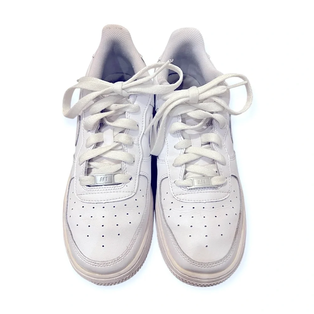 Nike Air Force 1 Low in White- Size 7Y, Woman’s 8.5